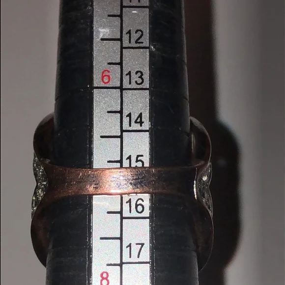 Size 7 Silver Tone CZ Rhinestone Open Boho Statement Ring - Picture 7 of 8